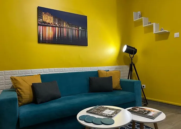 N&N'S Thessapartment #Whitetower 아파트 *